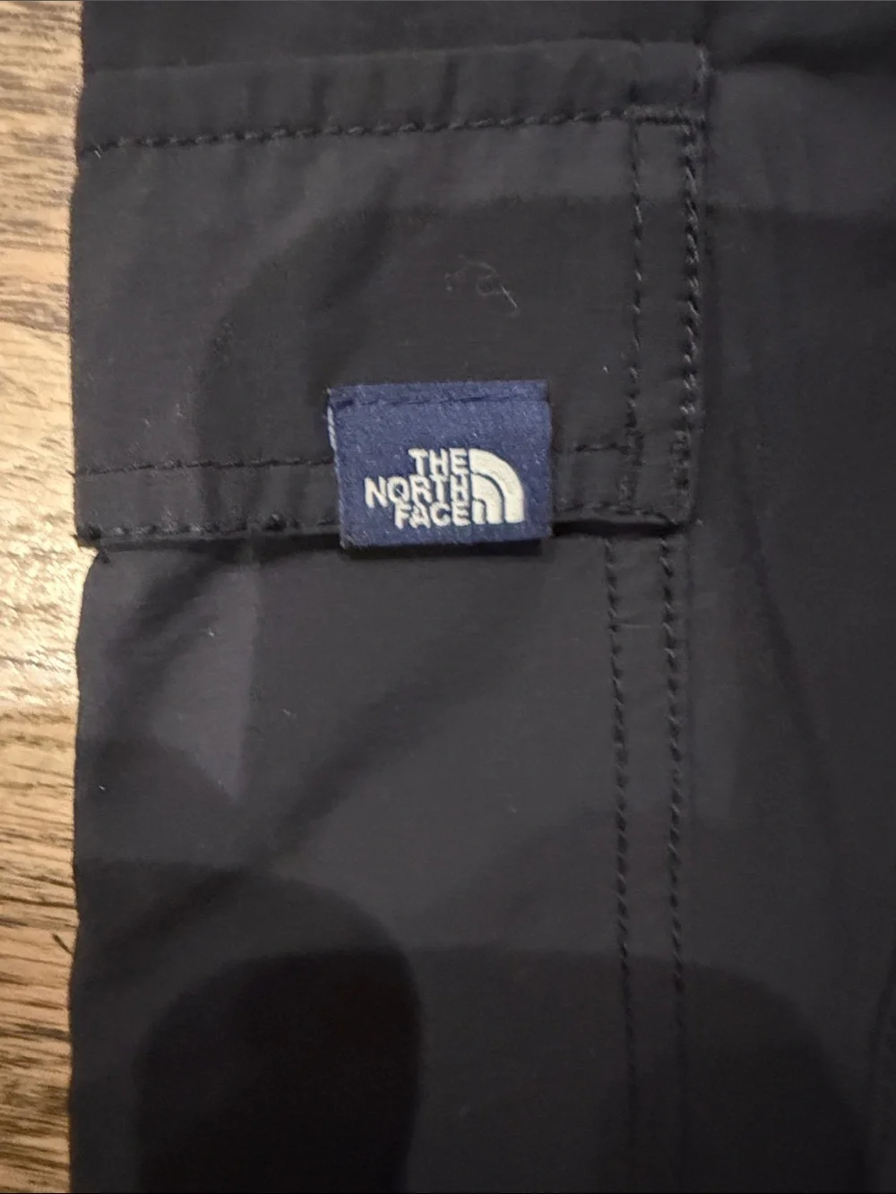 The North Face Black Tech Sheltay Cargo Joggers - Women’s Sz 10 GREAT CONDITION